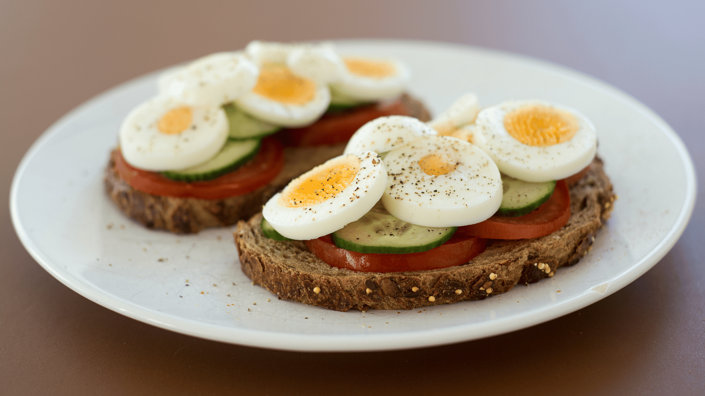 HealthySnacksForRunnersHardBoiledEggs